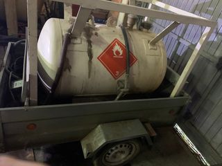 REMOLQUE CON DEPOSITO GASOLEO 500 LITROS