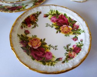 Royal Albert Lechera, Pastelero y Tríos