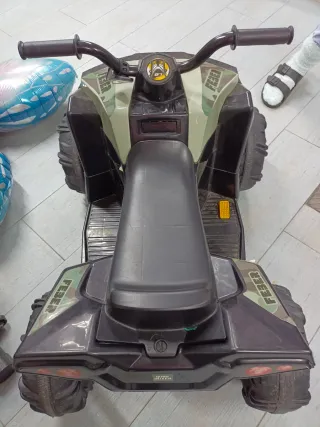 Quad eléctrico Feber infantil