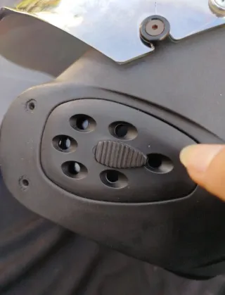 Casco Uvex con visiera a specchio