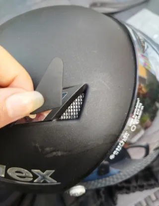 Casco Uvex con visiera a specchio