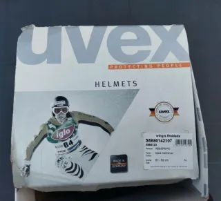 Casco Uvex con visiera a specchio