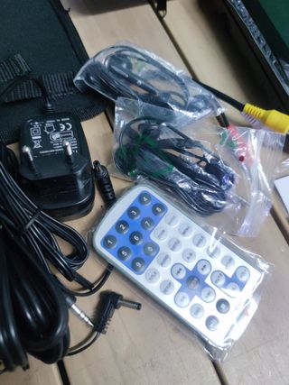 DVD Portatil Nevir 7" X2 Nvr-2772Dvd-Pdcu Negro USB