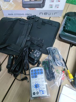 DVD Portatil Nevir 7" X2 Nvr-2772Dvd-Pdcu Negro USB