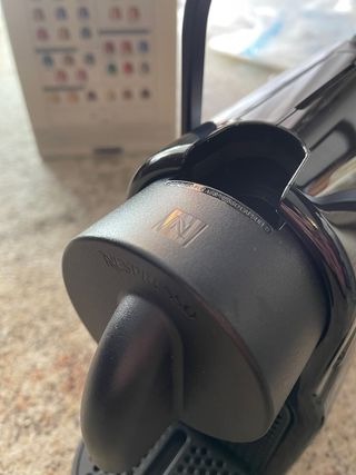 Cafetera Nespresso Inissia Negra NUEVA