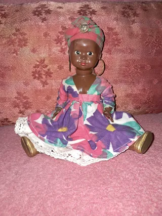 Muñeca de colección antigua