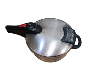 OLLA A PRESION MAGEFESA