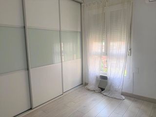 Piso en alquiler en Tres Olivos - Valverde en Madrid