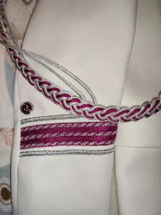 Traje Comunión Blanco y morado Talla 6