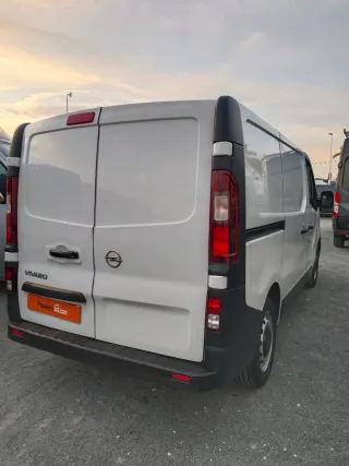 Opel Vivaro 2016