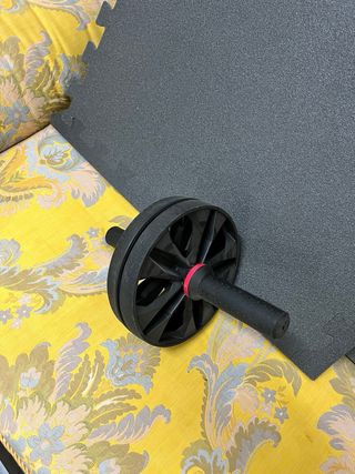 Mini gimnasio en casa: pesas y accesorios