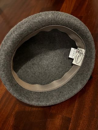 Cappello stile vintage grigio
