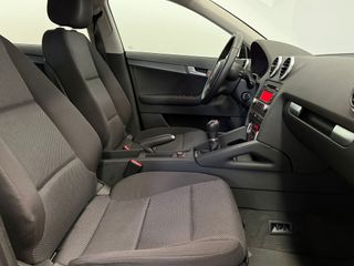 Audi A3 Sportback 1.6 TDI 105cv Genuine Edition