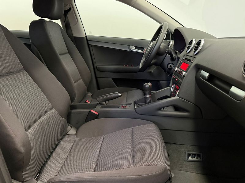 Audi A3 Sportback 1.6 TDI Genuine Edition 2010, foto 11
