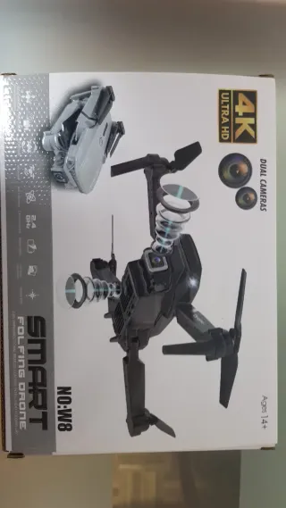 Dron con cámara negro, semi nuevo