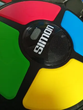 Juego Electrónico Simon Milton Bradley