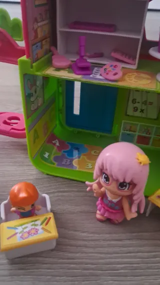 Escuela Pinypon con figuras