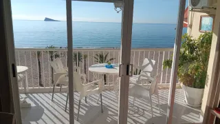 Se alquila habitacion doble en piso 1a linea playa