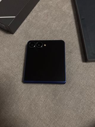 Samsung Galaxy Z Flip 7