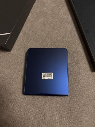 Samsung Galaxy Z Flip 7