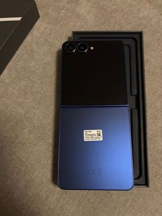 Samsung Galaxy Z Flip 7