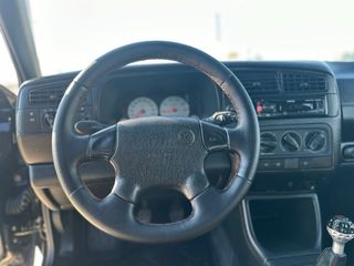 Volkswagen Golf GTI 20 aniversario