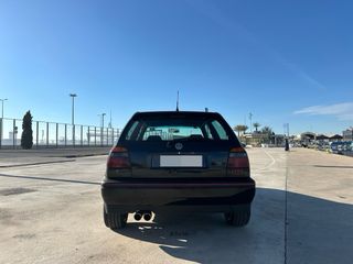 Volkswagen Golf GTI 20 aniversario