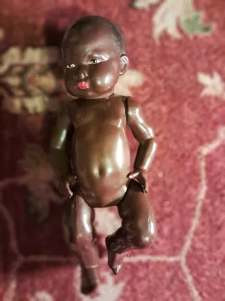 Muñeco de colección antiguo