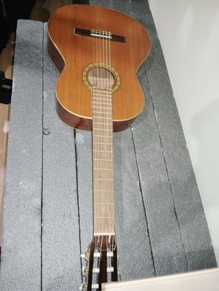 Guitarra Clásica Marrón