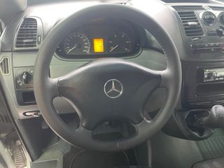Mercedes-Benz Vito 2009