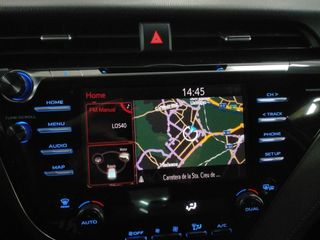 Toyota Camry Hybrid Luxury