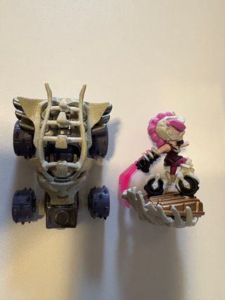 Skylanders Vehículo y Figura