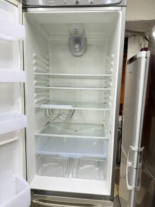 Frigorífico 'CANDY' combi no frost