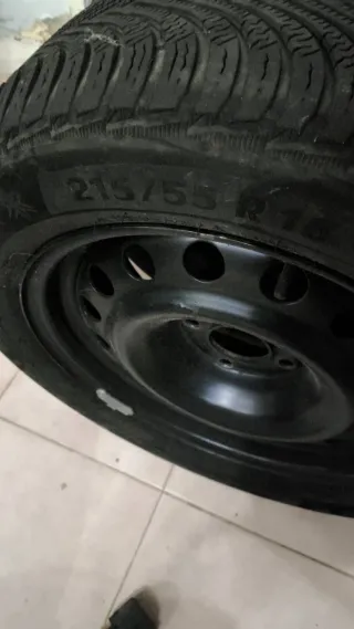 Ruedas contacto Michelin Peugeot Partner215/55/16