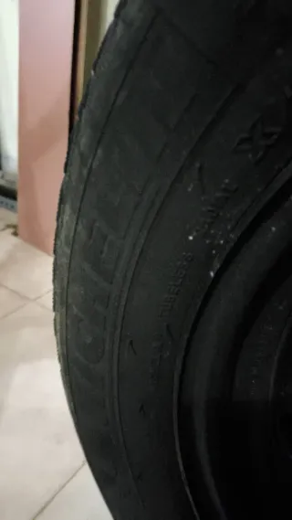 Ruedas contacto Michelin Peugeot Partner215/55/16