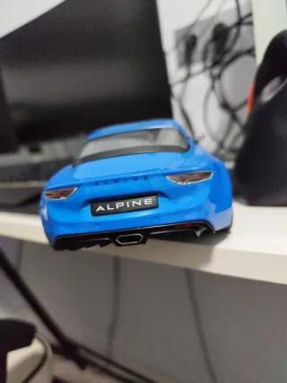 Alpine A110 S 1/18