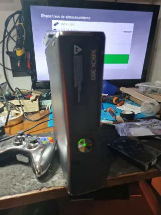 Xbox 360 320GB + Disco Duro Externo 500GB