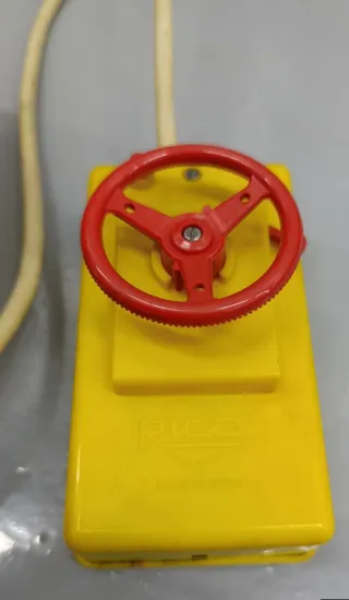 Coche Policía Mercedes Rico Electronic Syren