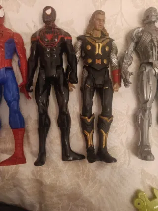 Pack Figuras Superhéroes Marvel 25cm