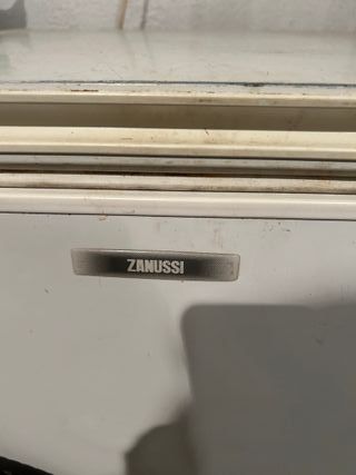 Frigorífico con Congelador y Congelador Vertical