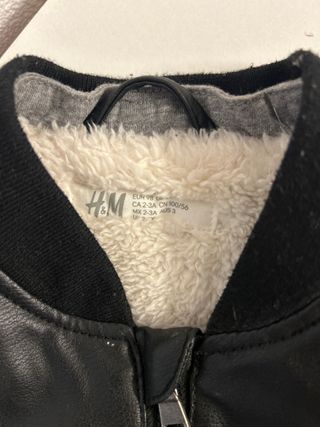 Chaqueta H&M Infantil Negra Cuero Sintético