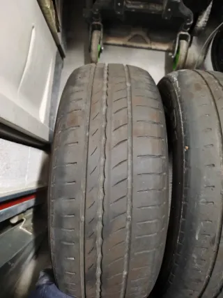 Juego 2 Neumáticos Pirelli