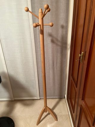Perchero de madera