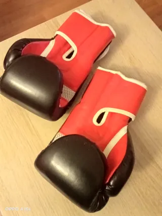 Guantes de boxeo 12oz y vendas