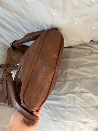 Mochila casual de  piel italiana en color marrón