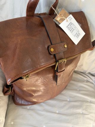 Mochila casual de  piel italiana en color marrón