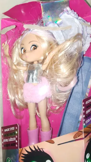 Muñeca Unique Eyes nueva . No jugó ni el primerdia