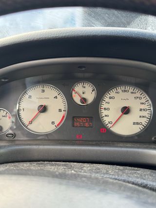 Peugeot 406 2.0 HDI 5 Velocidades