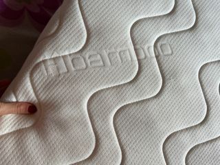 Cuna de madera + colchón nuevo + nórdico + sábanas