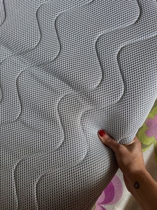 Cuna de madera + colchón nuevo + nórdico + sábanas